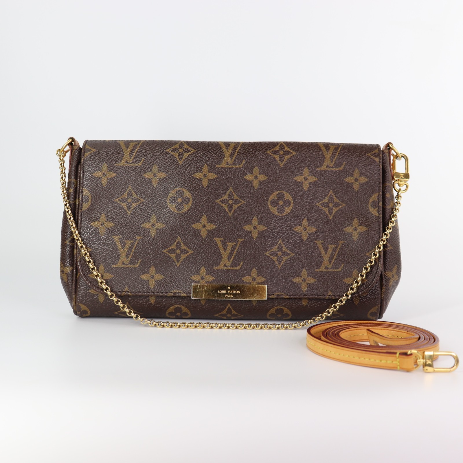 Louis Vuitton Monogram Favorite MM Crossbody.