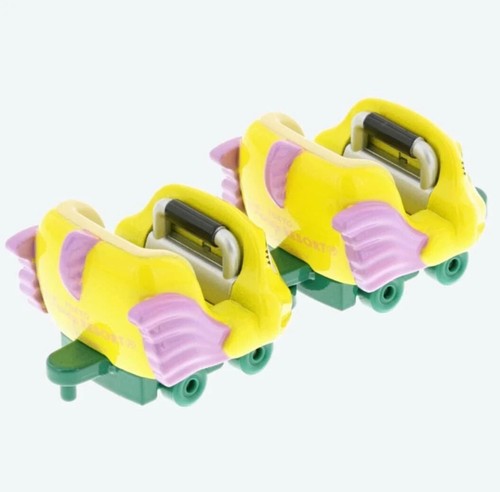 Tomica Tokyo Disneyland Vehicle Die Cast Flounder's Flying Fish Coaster Ride NEW - Picture 6 of 6