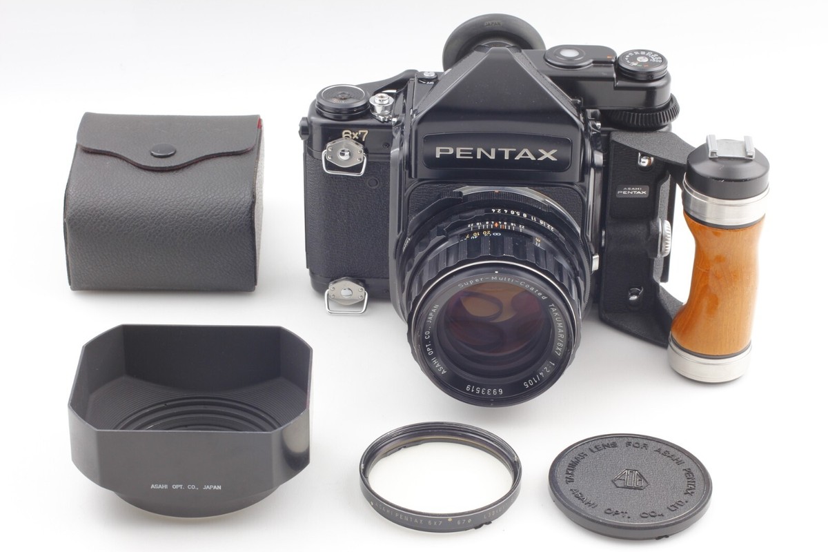 ☆完動品☆ Pentax 6x7 TTL SMC 105mm f2.4 8070 Pentax 6x7 Film Camera TTL Late Model + SMC T 105mm F2.4