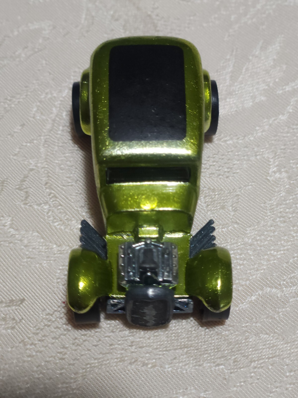 Picture 2 of 9