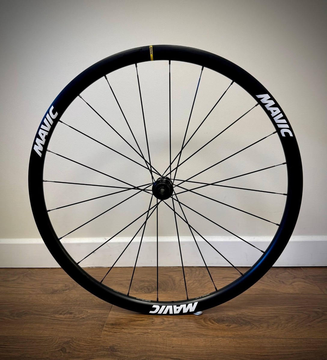 Mavic Ksyrium 30 disc wheel front 700c 12x100mm thru axle Centre