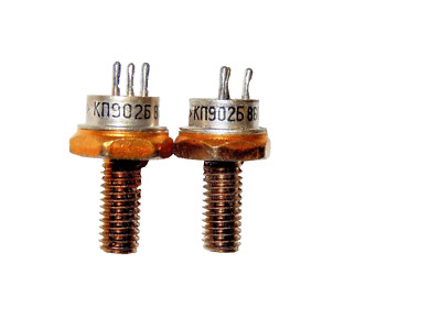 KP902B Militär Silikon VHF JFET Transistor 3,5 W. Menge 1 Stck.