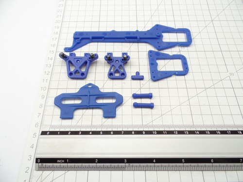TRAXXAS LaTrax Teton 7523 7637 Akkuhalter Chassis Oben Dämpferbrücken TTR® - Picture 3 of 3