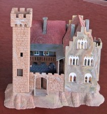 Modellbahnhaus HO - Burg