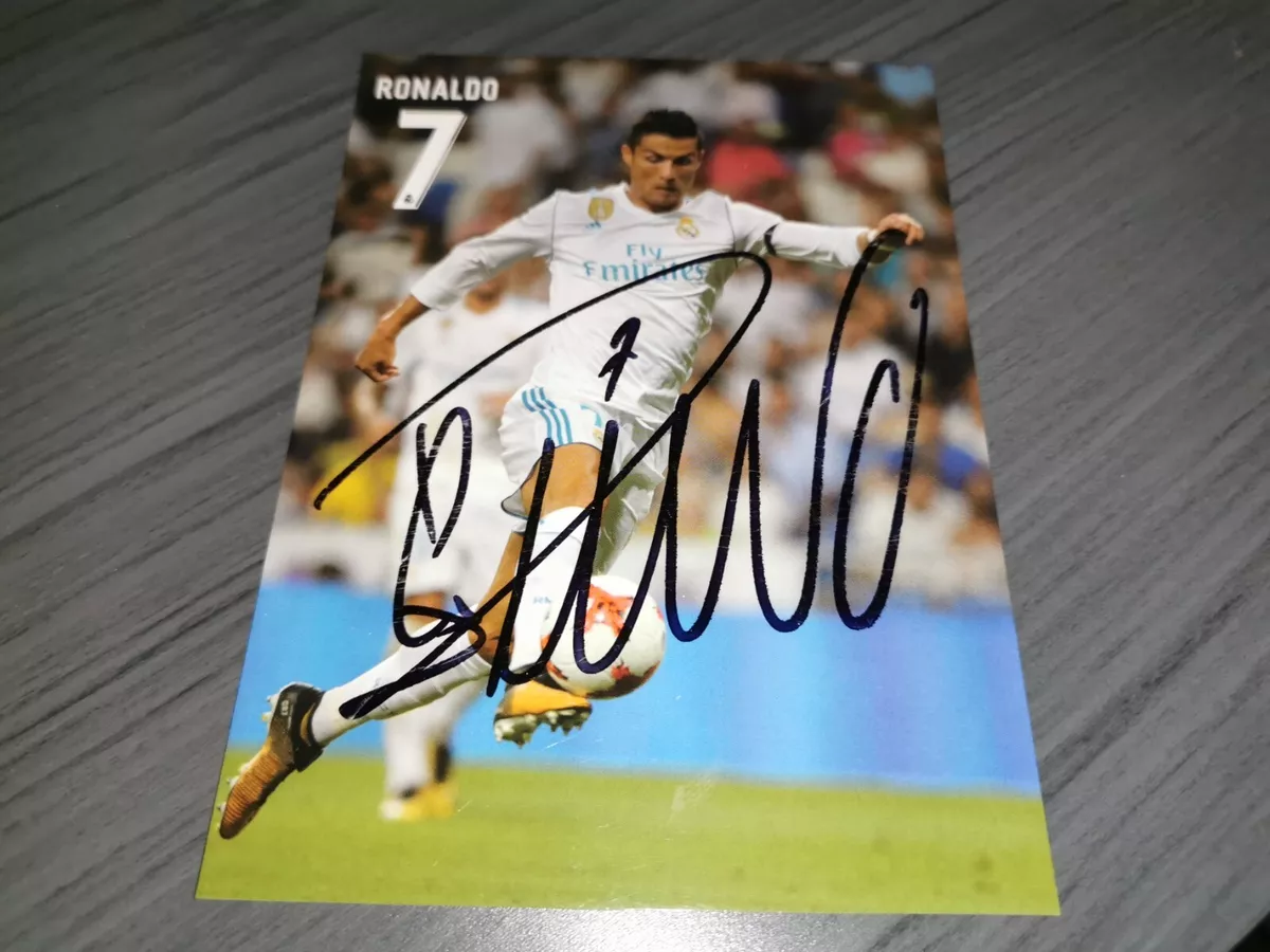 Ronaldo Autograph  signed photographs