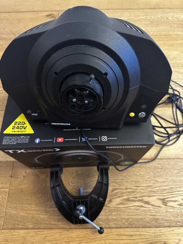 Thrustmaster TX Xbox Racing Wheel Servo Base Black good used condition with box