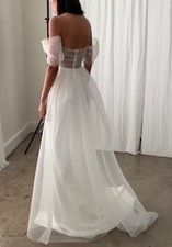 Pado Newhite wedding dress, size UK 8, Good condition, some light wear