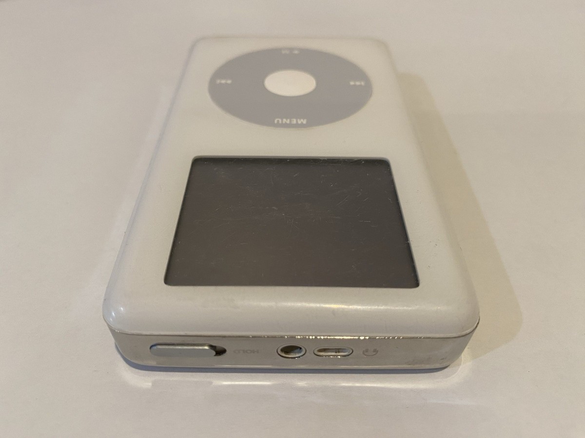 Apple iPod Classic 4th Generation White - HP Invent (40 GB) Works