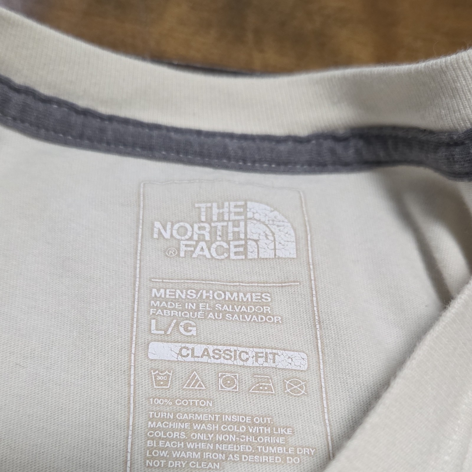 The North Face Men's Large Cream T-Shirt Roam Sweet Roam Bison Classic Fit EUC image 5