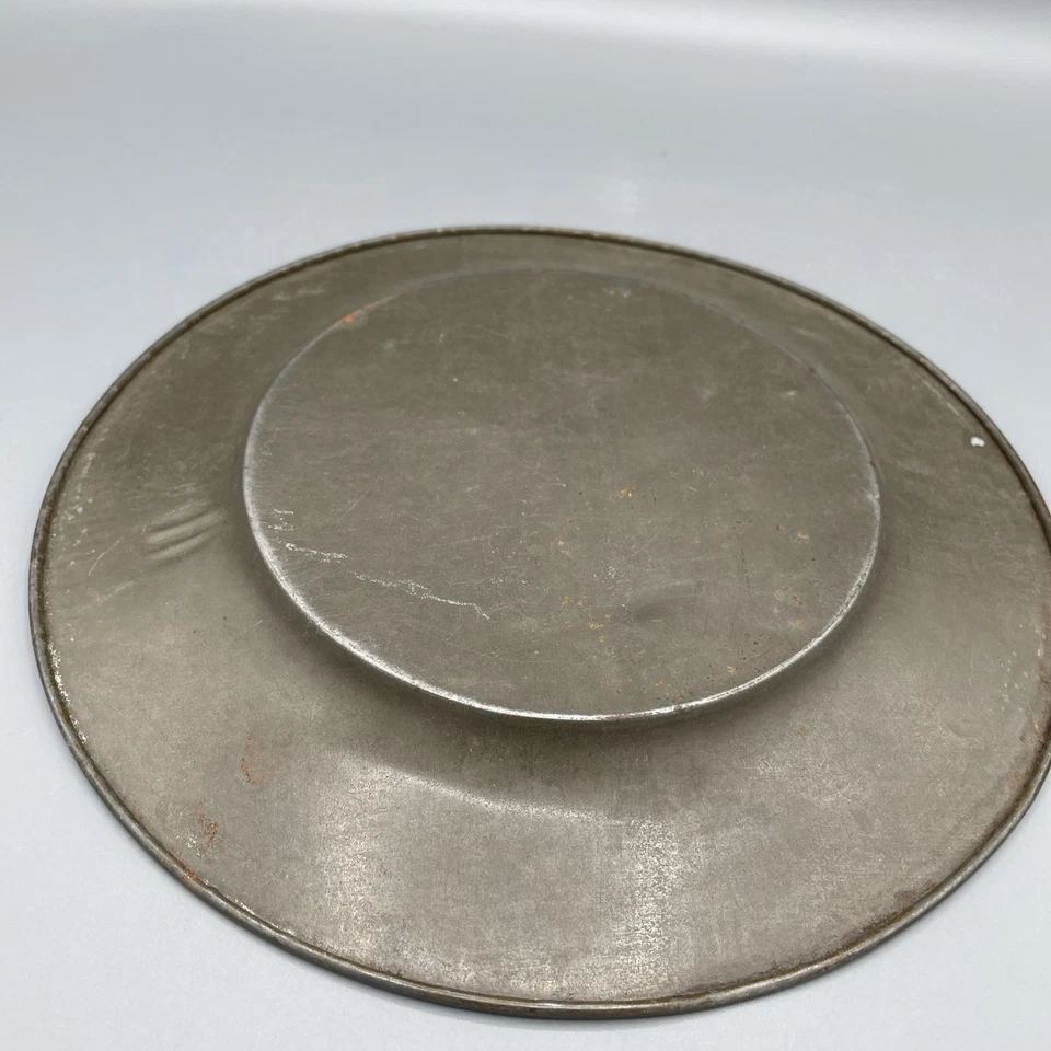 Placa alfabeto vintage litográfica de hojalata Peter Rabbit Él mismo Foto 2 de 4