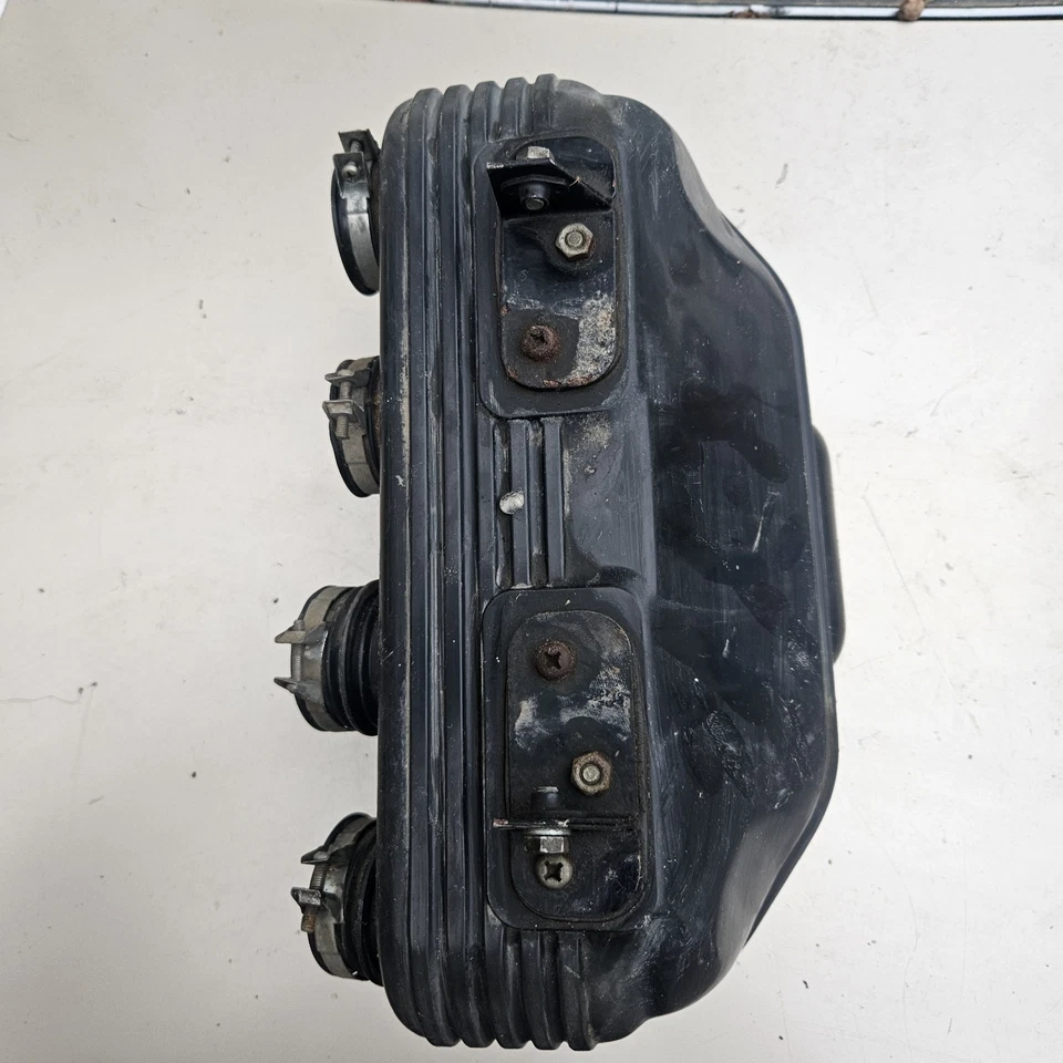 Honda 1969-74 CB750 CB 750 K1 Four OEM Original Airbox Air Intake & Filter - Image 4 of 4