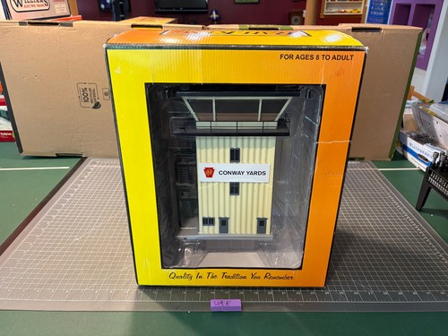 MTH Rail Tren Escala King O Iluminado Patio Torre Maestra Patios Conway 30-90167 LoteE | Condition: New