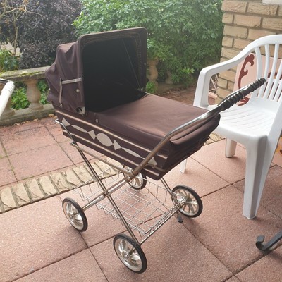 1960s dolls pram
