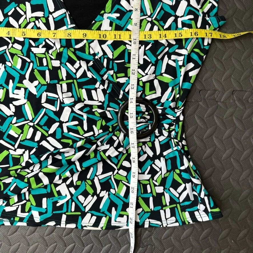 notations petite v-neck patterned blouse - image 8