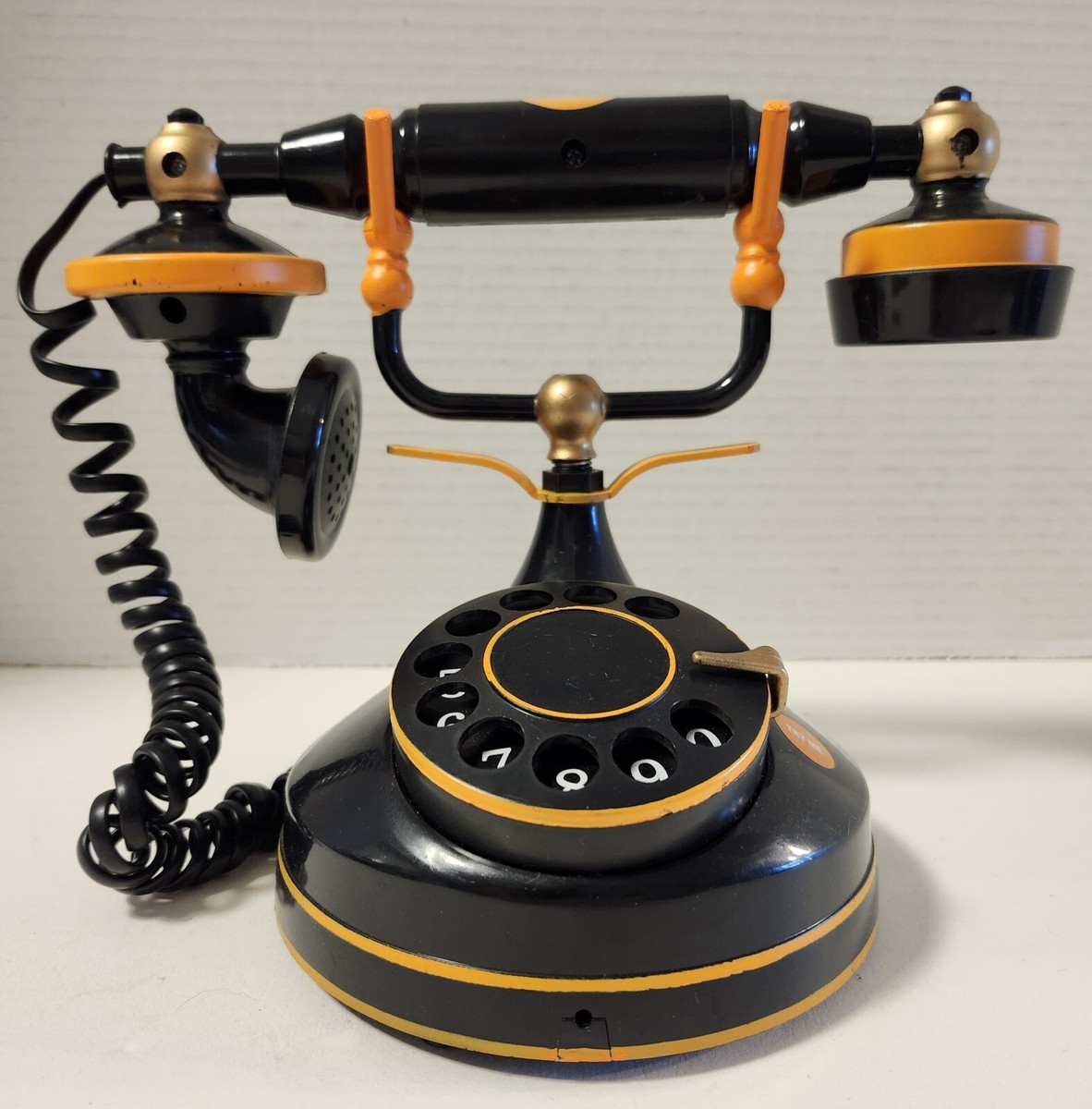 Gemmy Talking Haunted Telephone Rotary Phone Halloween Prop