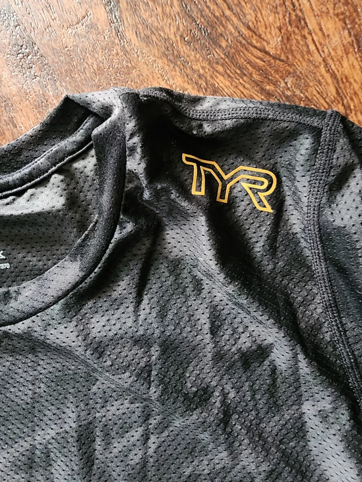 CAMISETA MUJER TYR AIRTEC MANGA LARGA BLACKOUT CAMUFLAJE TALLA 4/6 ¡¡¡¡NUEVA CON ETIQUETAS!!!!! Foto 3 de 4