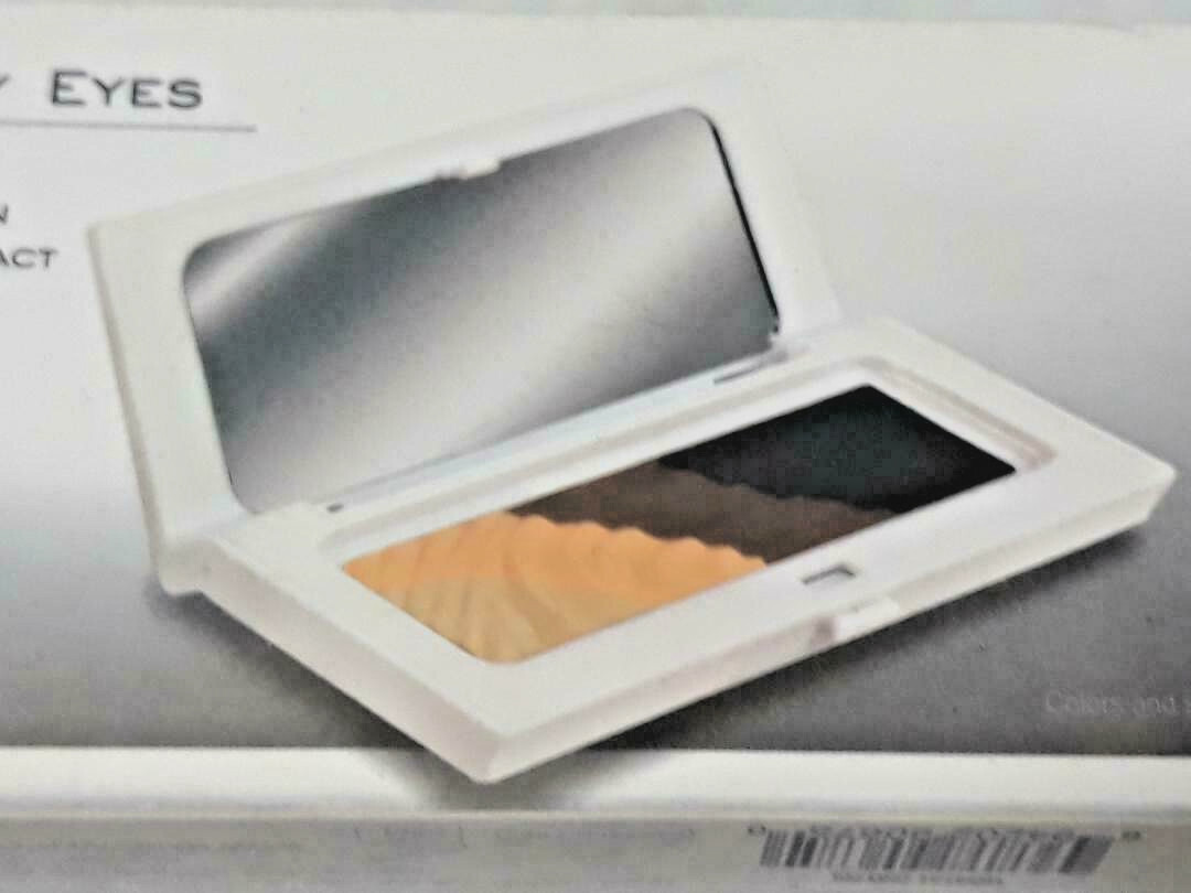 Makeover Essentials Butterfly Eyes Eye Shadow / 5 Color Compact ~ Ships FREE thumbnail 5