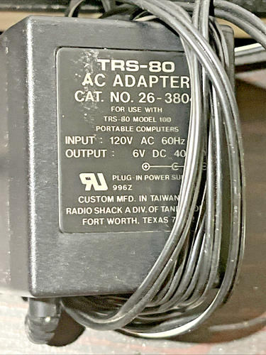 Vintage Radio Shack TRS-80 Portable Computer Model 100 PARTS ONLY - Afbeelding 4 van 4