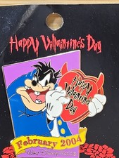 Valentine's Day 2004 Walt Disney World Patches & Pins (1968-Now