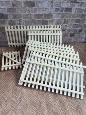 Puppenhaus Maßstab 1/12 Miniatur weiß bemalt Lattenzaun Platten insgesamt 130 cm