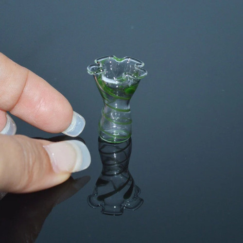 1:12 Miniature Green Swirled Ruffled Vase/ Dollhouse Miniature Vase BD HB061 - Picture 3 of 3