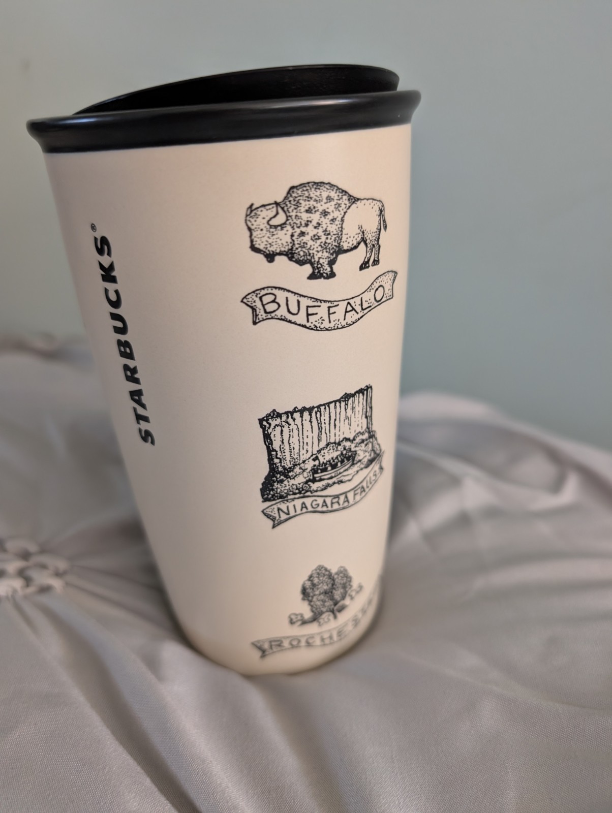 Starbucks 2017 Ceramic Travel Mug Tumbler New York Cities Limited w Lid 12oz