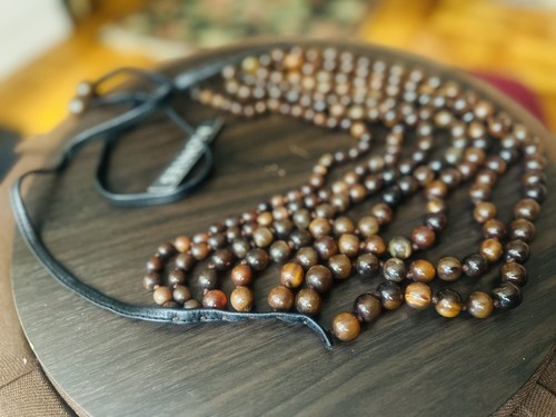 NWT massive Monies Denmark statement necklace.natural brown horn beads &leather - Picture 5 of 11