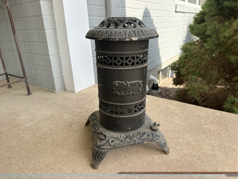Dangler Stove & Manufacturing Co Antique Cast Iron 640 Propane Gas Parlor Heater