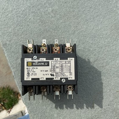 Square D Class 8910 Type DPA33 600VAC 40A Contactor 120V C