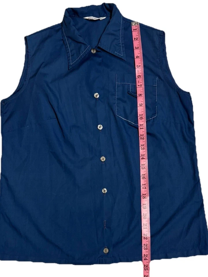 Ship'n Shore Sears Vintage 70s Blue Button Down Sleeveless Shirt pointed Collar - Image 4 of 4