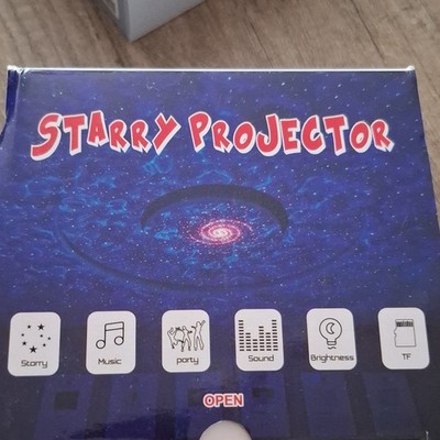 Starry Projector LED Sternenhimmel-Projektor mit Fernbedienung, 5V/2A Schwarz