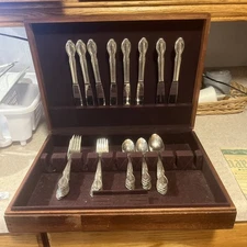 William Rogers Silverplate Service For 8 In Original Wood Case 48 Pieces