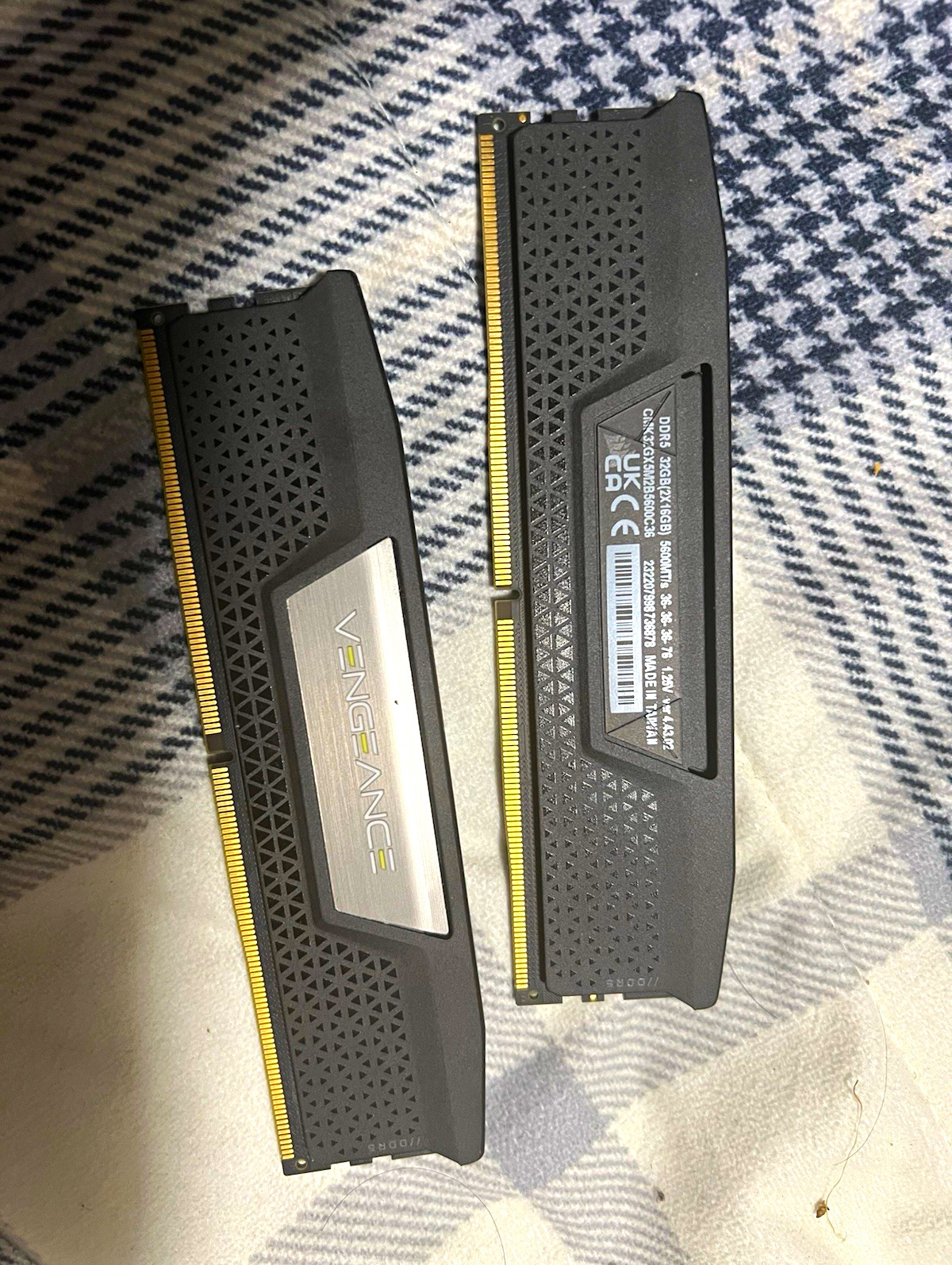 Corsair Vengeance 32GB (2x16GB) DDR5-5600 DIMM Unbuffered RAM