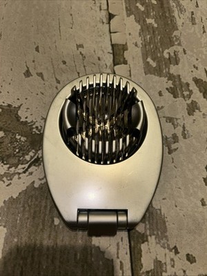 AMCO Houseworks Heavy Duty Egg Fruit Veggie Slicer Wedger - Excellent Condition