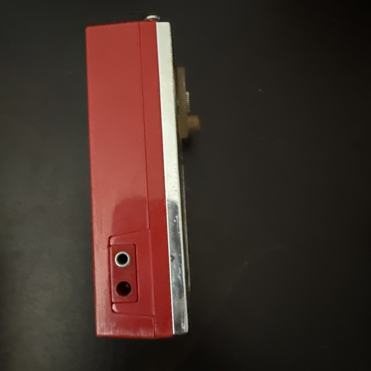 1960 Toshiba 8 Transistor Radio 8TP-686f Untested Parts Has Case