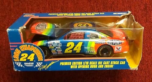 1995 Jeff Gordon Racing Champions 1:18 Die Cast Race Car NASCAR
