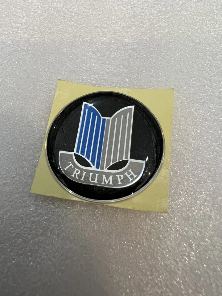 GENERIC Distintivo Triumph in resina autoadesiva 27 mm blu