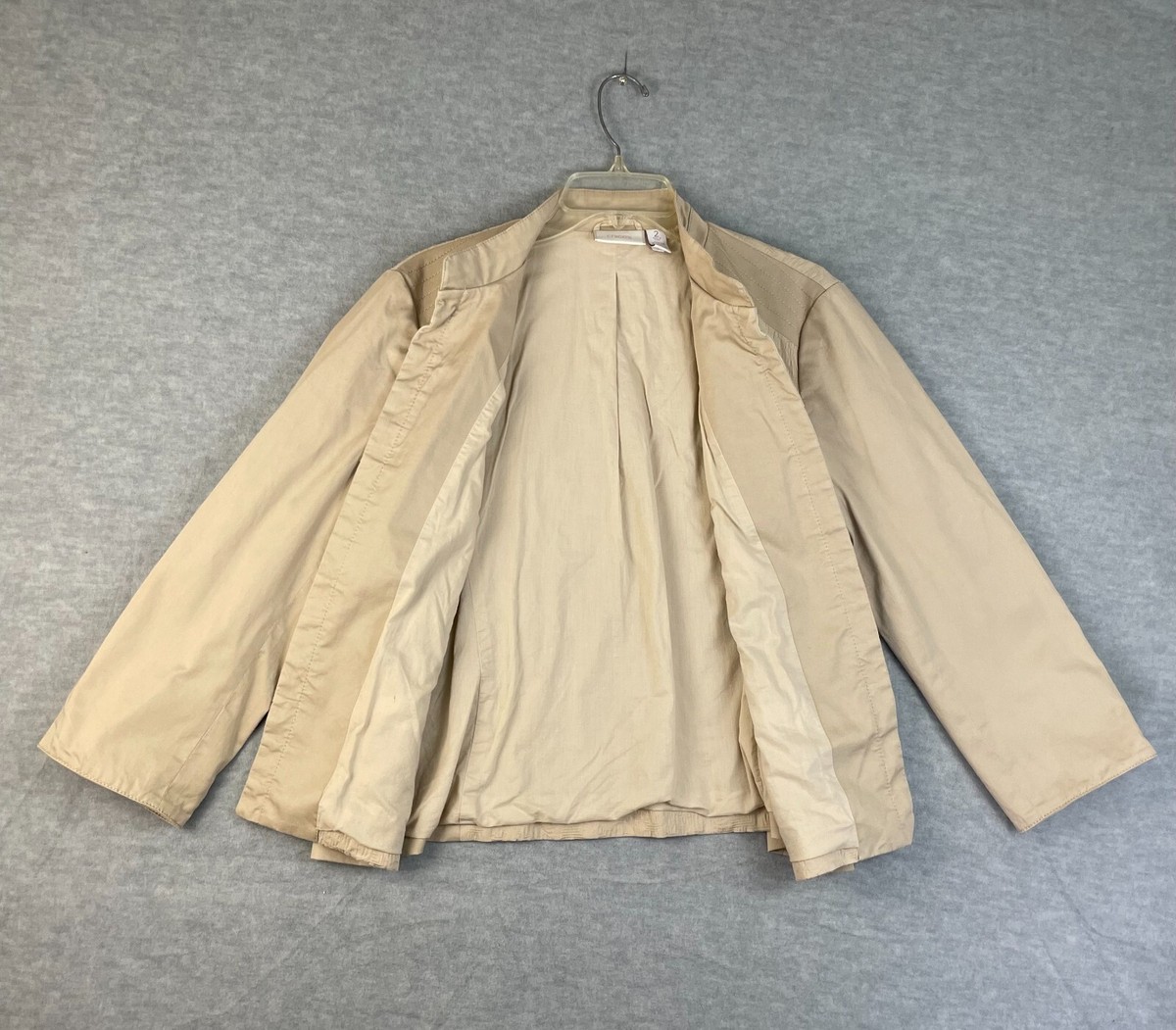 Chico's Size 2 L 12 Jacket Khaki Tan Embossed Open Front Lined 3/4
