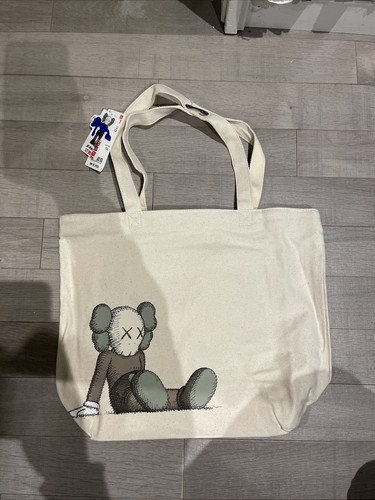 KAWS x UNIQLO COMPANION Tote Bag 