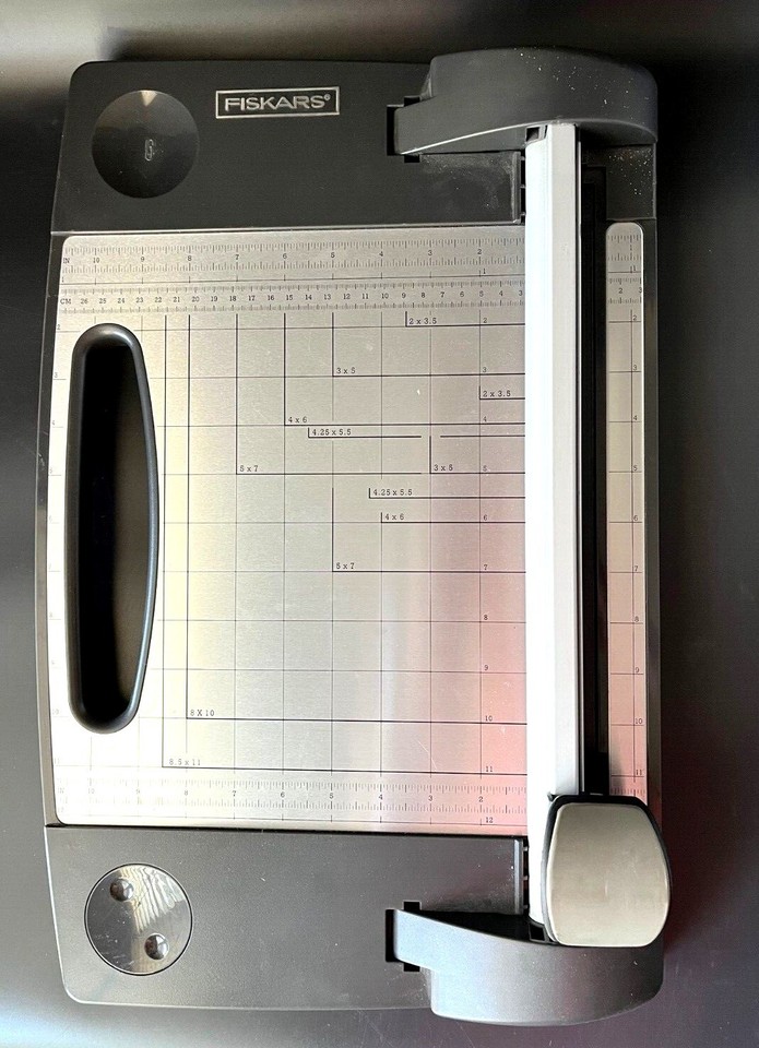 FISKARS Cutting Board Rotary Cutter 12" Table with 4 blades eBay
