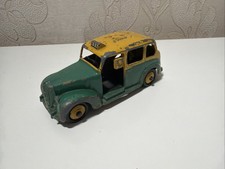 Dinky Toys - 1948-58 Austin FX3 taxi (#254, originally #40H)