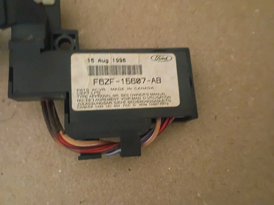1996-1997 Ford Mustang Anti-Theft transceiver F6ZF-15607-AB - Image 2 of 4