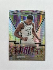 2020-21 Panini Prizm Fearless Hyper Prizm Giannis Antetokounmpo #15 Bucks