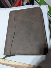 Day-Timer Distressed Brown Leather Zippered Planner Organizer 9" x 11" 