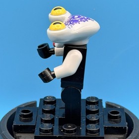 LEGO: Space Police 3 Alien (SP111) - From Space Police III Set 5982 (2010)