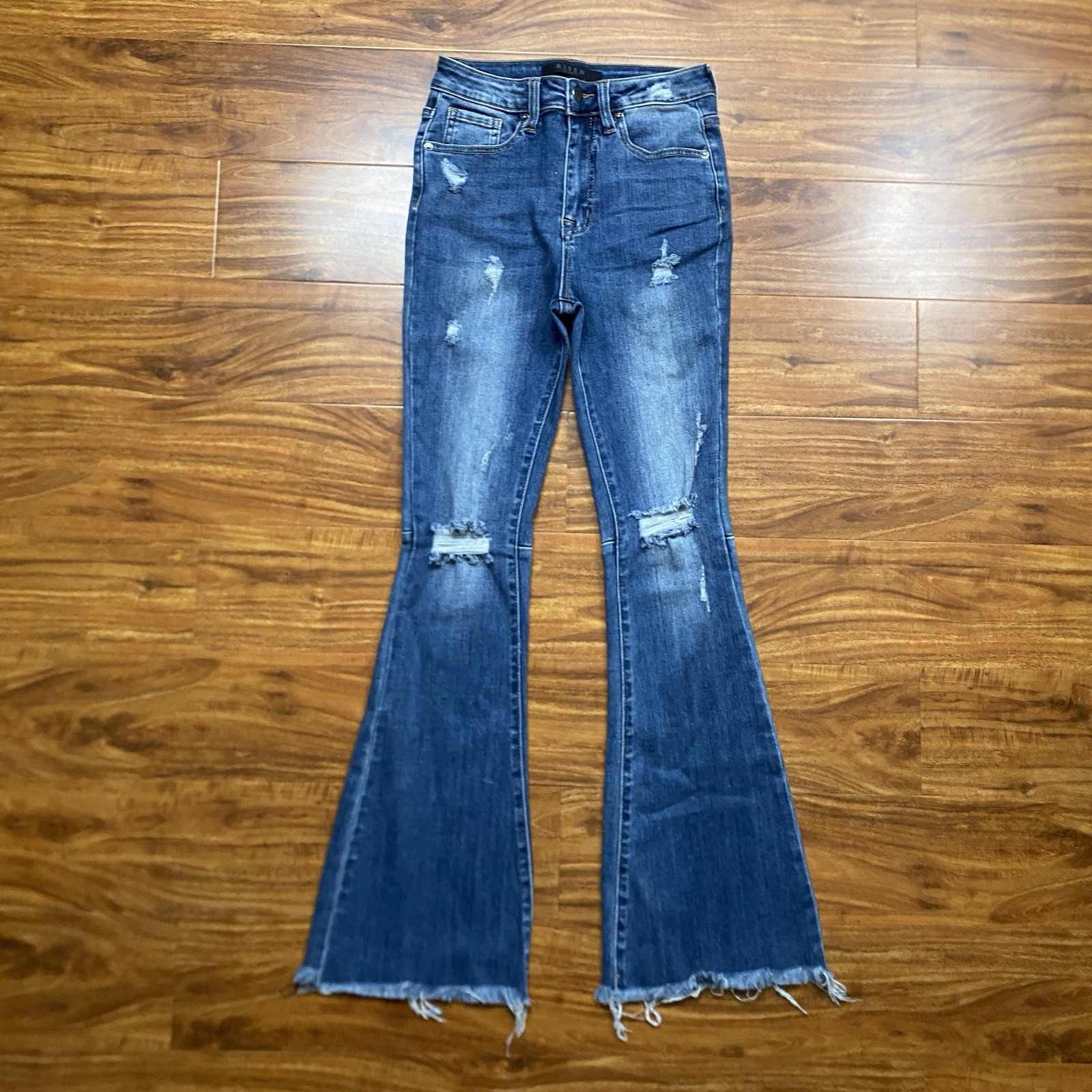 Risen Women's Blue Distressed Midrise Bell Bottom Flare Jeans Size 25 Boho EUC