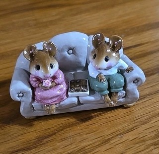 Wee Forest Folk M 134 First Date; Retired 1999; Mint Cond