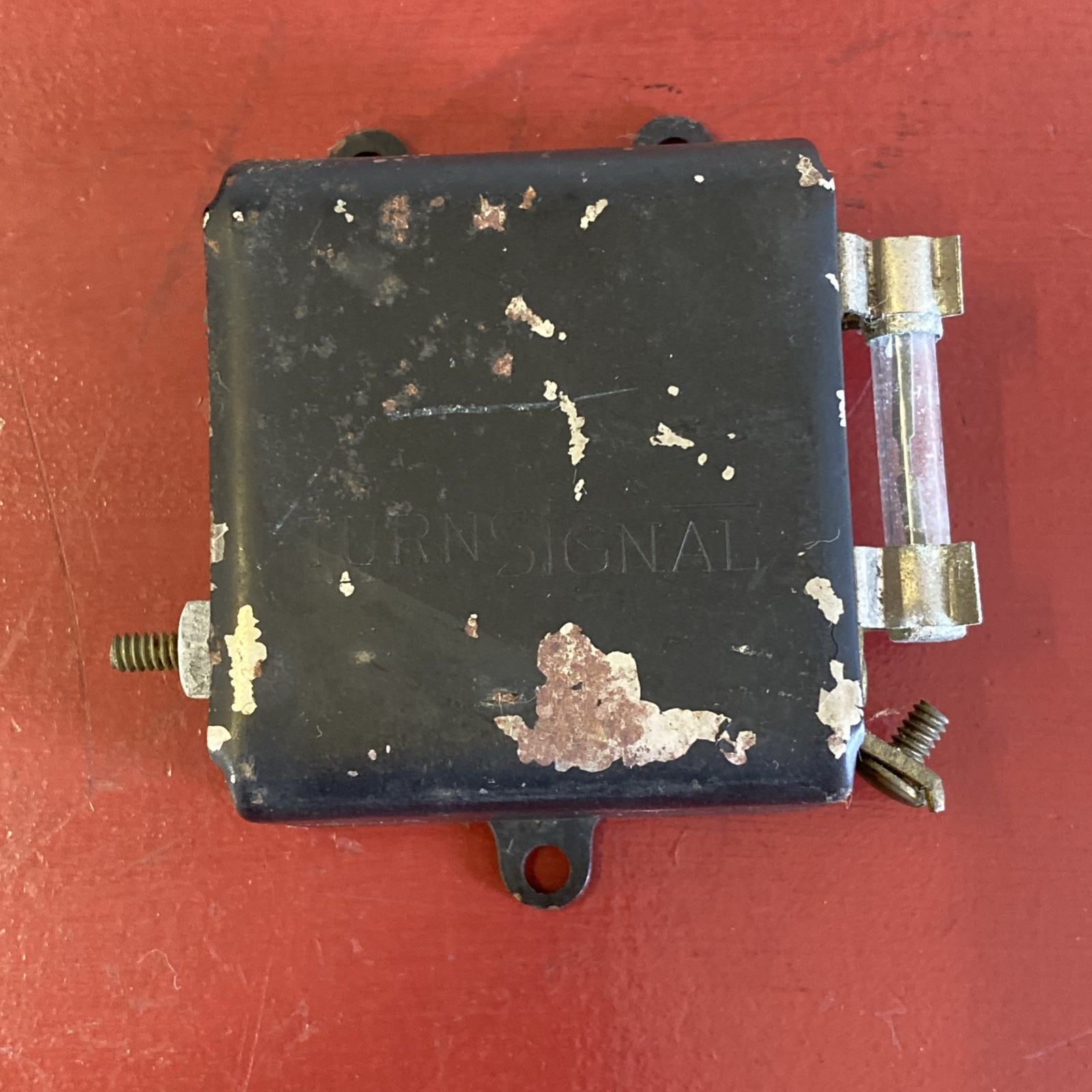 VINTAGE ACCESSORY 'TURN SIGNAL' BRAND 12 V SIGNAL POWER SIWTCH