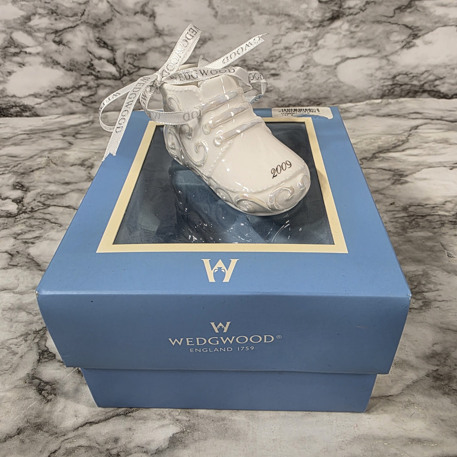 Wedgewood Christmas Ornament Baby&rsquo;s First Shoe 2009 Collectible Baby Blue Box