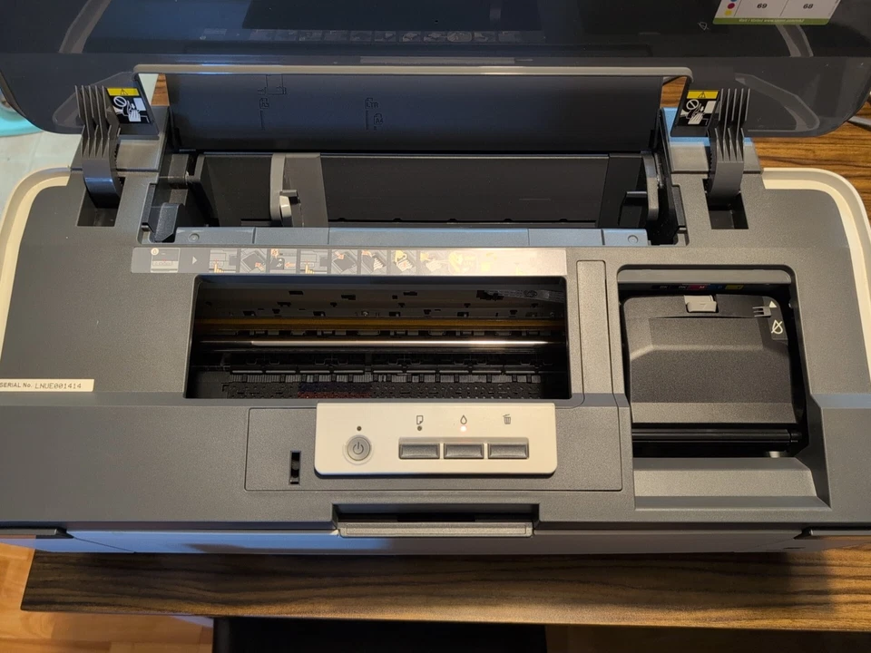 Epson Workforce 1100 Printer Wide DURABrite Ultra Ink 5760 x 1440 dpi UNTESTED  - Image 3 of 4